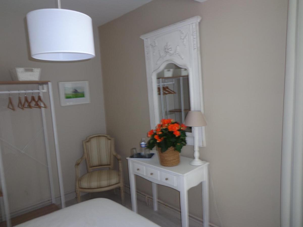 Les Fleurs Du Mont Bed and Breakfast Caux Eksteriør billede
